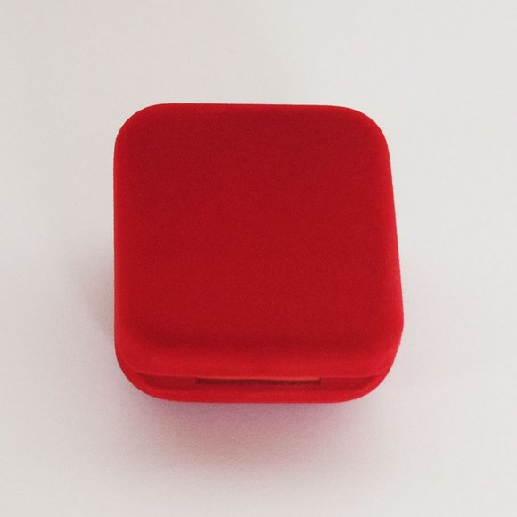 4/$20 Red Velvet Gift Box for Pendant Necklace / Classic Jewelry Packaging - Picture 6 of 7